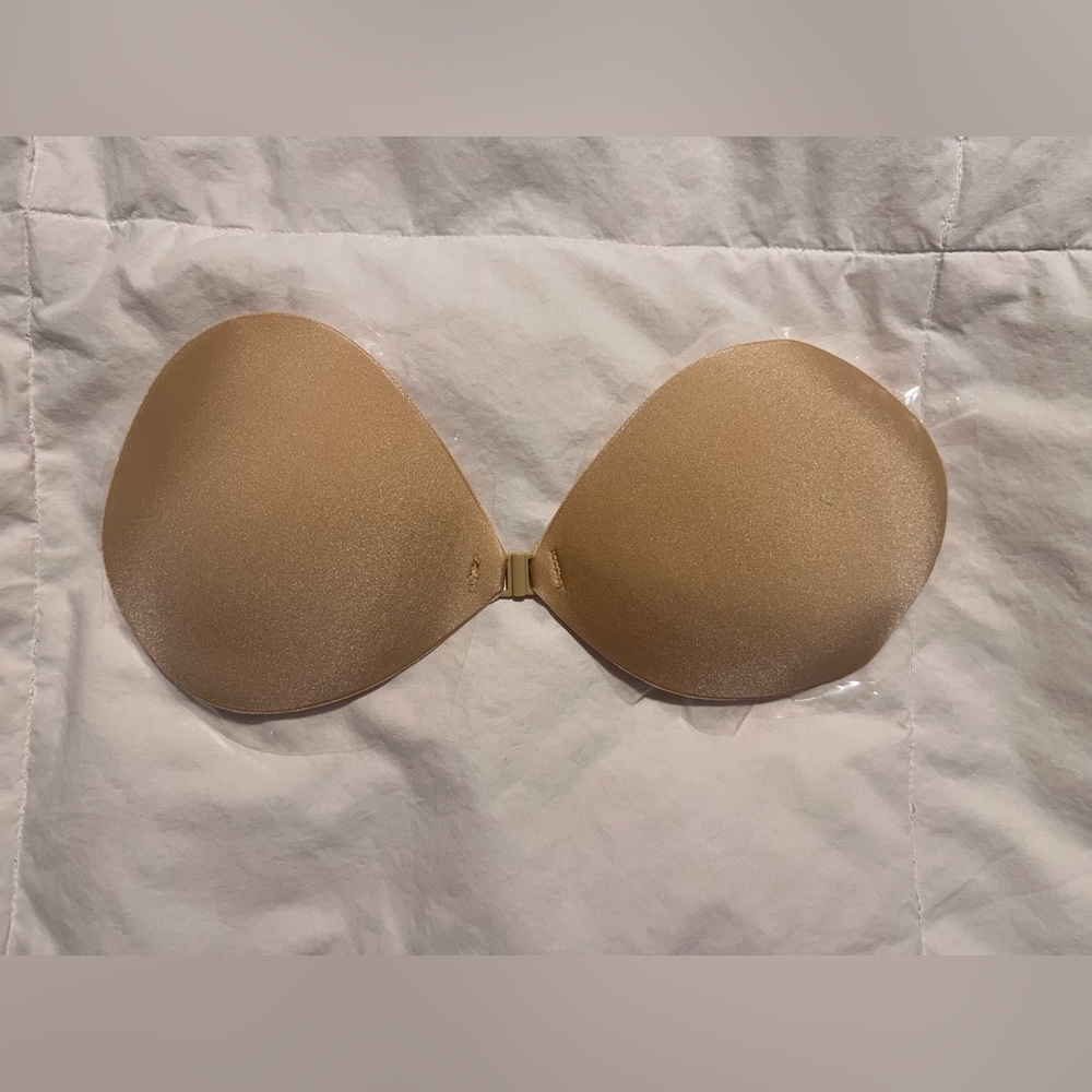 Seamless Tan Strapless Bra